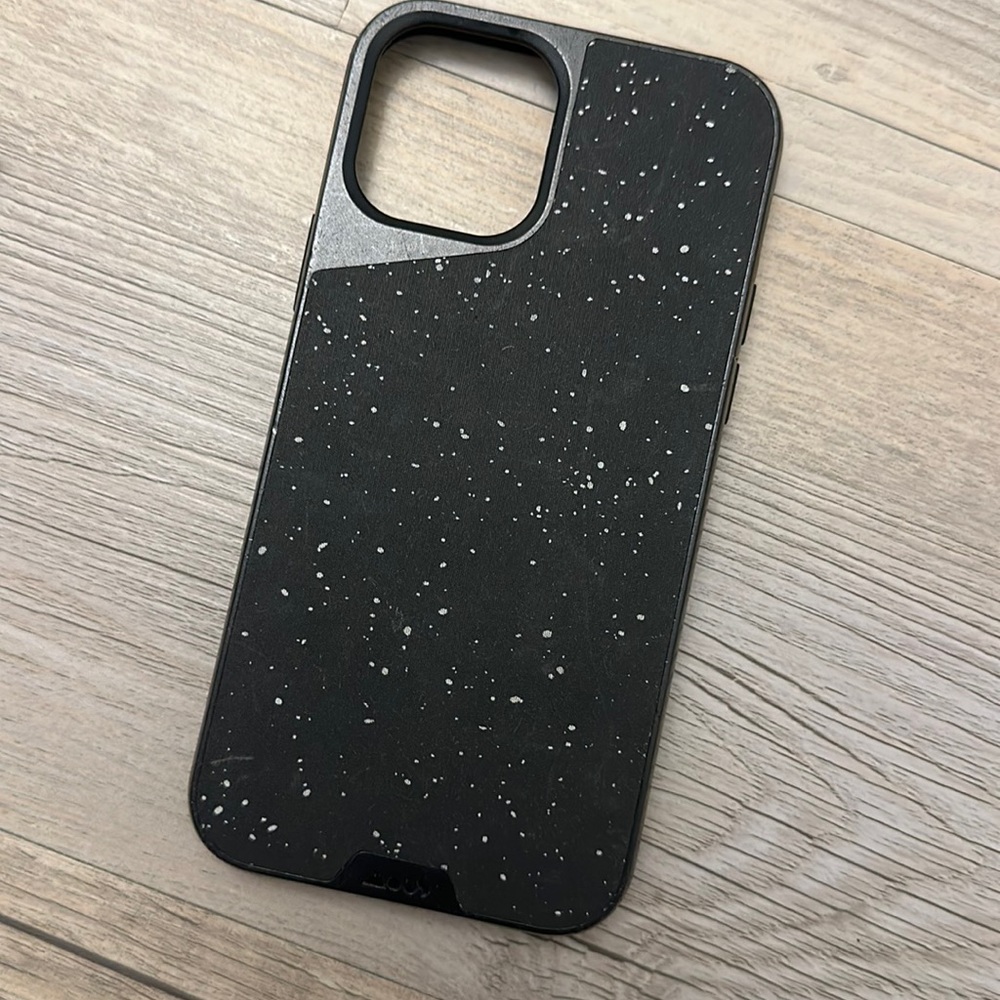 Mous iPhone 12 Pro phone case